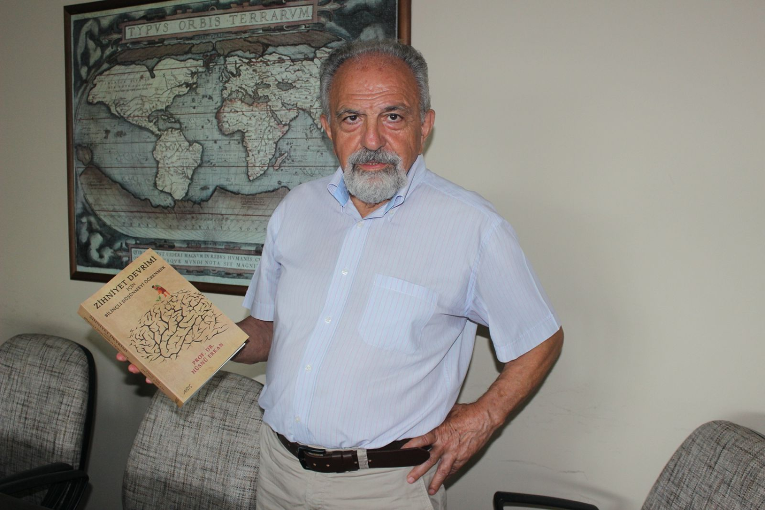 Hüsnü Erkan’ın yeni kitabı raflarda